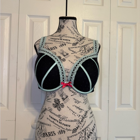 Cacique Other - Black and Blue Cacique Trim Bra with‎ front bow/ padded